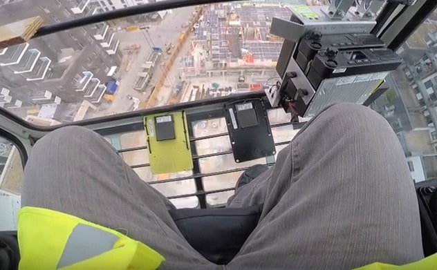 Hands free crane radio